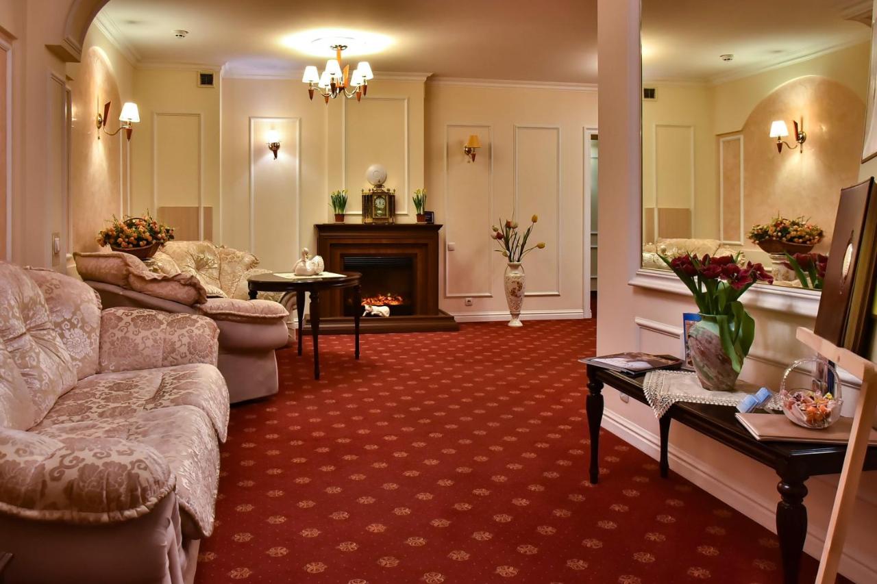 Готель «Сьоме небо»