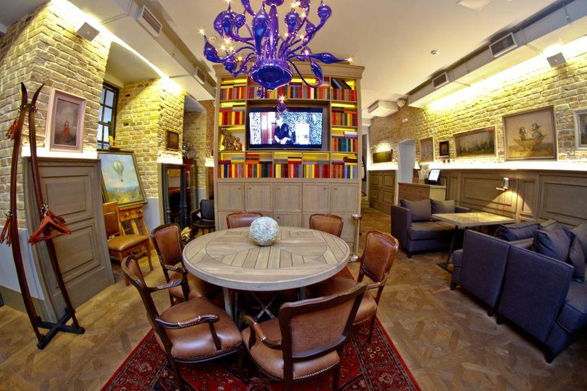 Улюблений Дядя