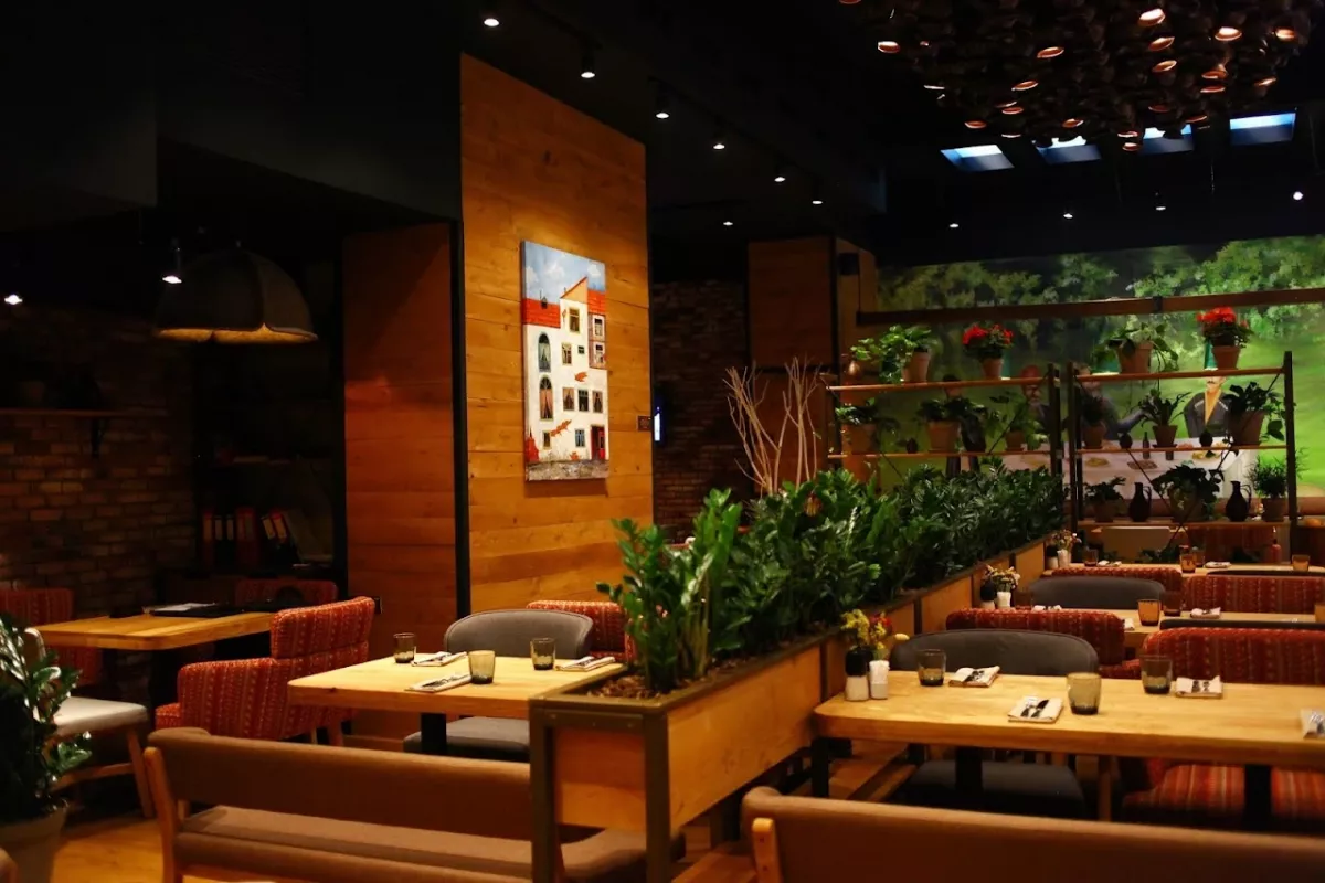 «Хачапури та Вино» на Великій Васильківській