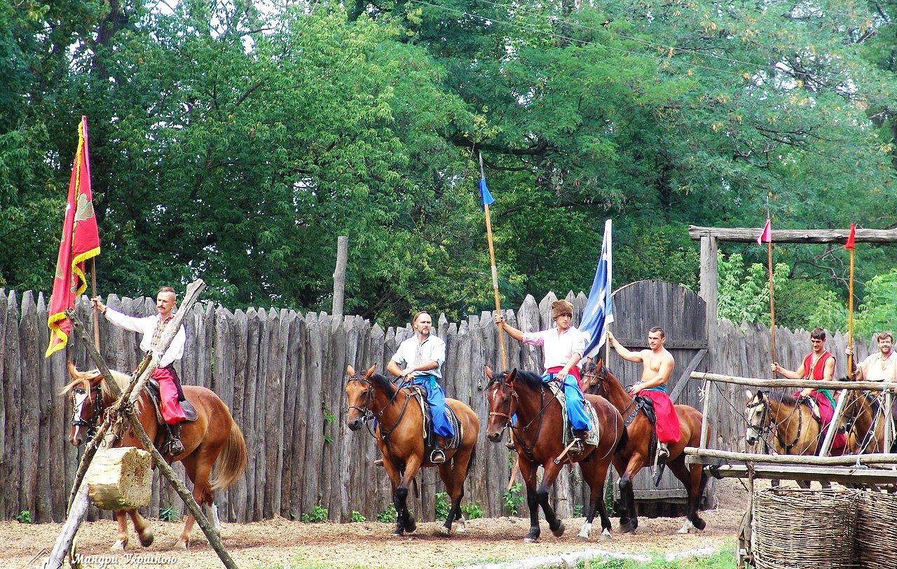 Запорізький кінний театр "Запорізькі козаки" (не працює в зв'язку з воєнним станом)