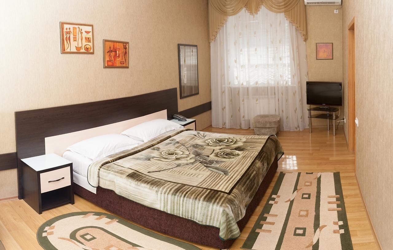 Готель «Білий рояль»