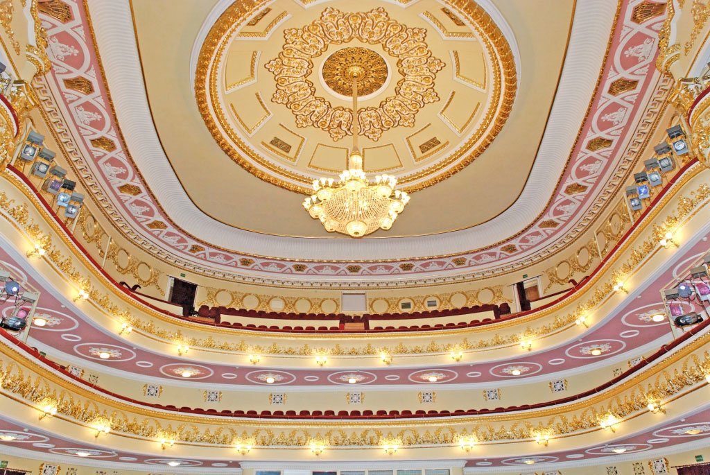 Запорізький академічний обласний український музично-драматичний театр ім. В.Г. Магара