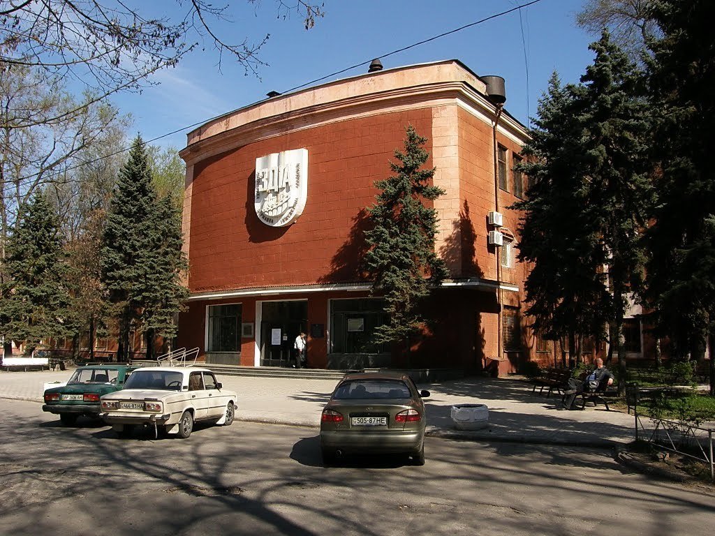 Школа-гігант