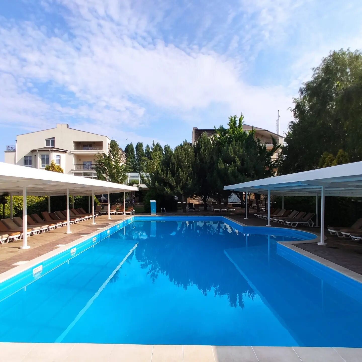 Заміський клуб "Марко Поло"