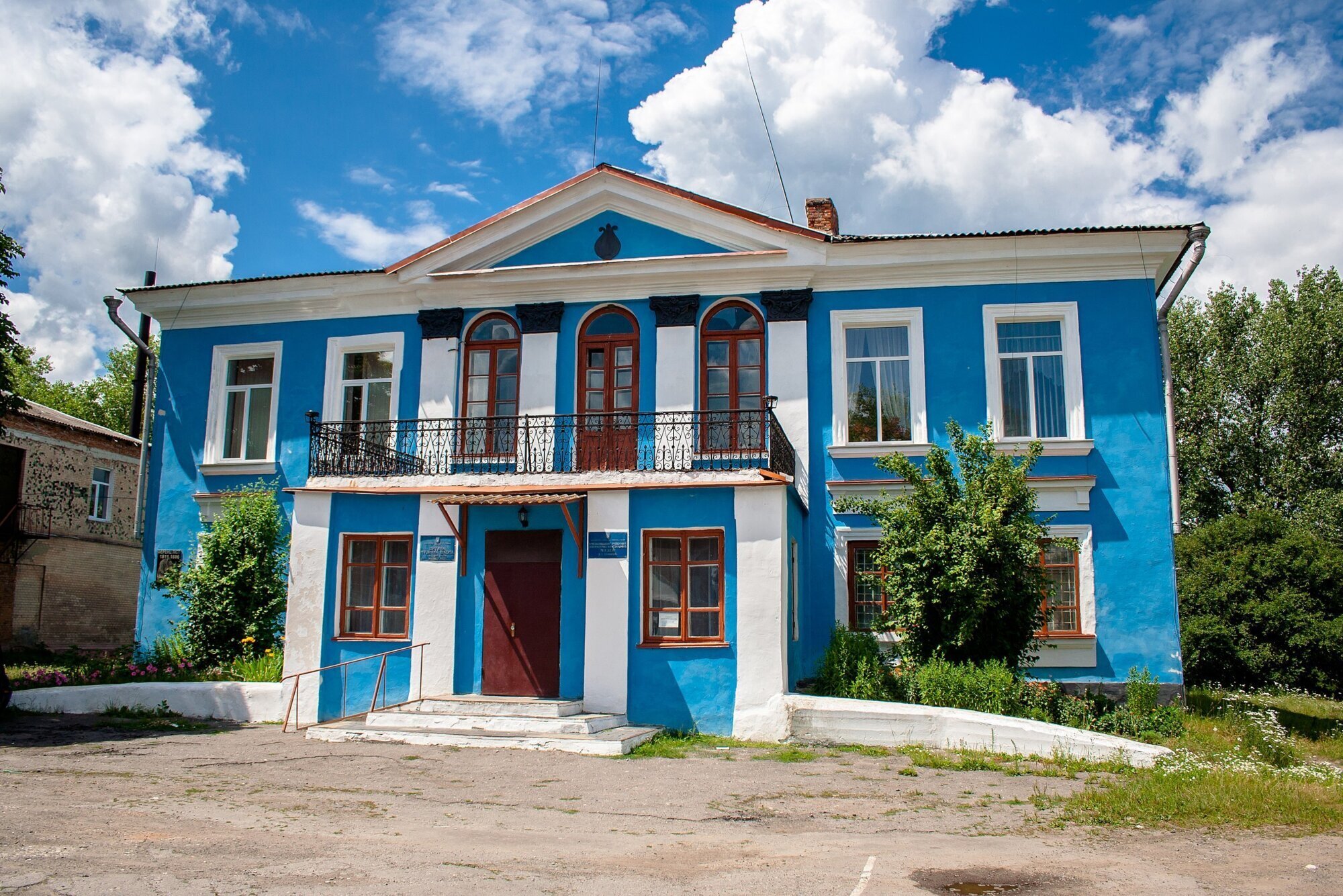 KHMELNYCHINA — TURSTICHNA PEARL