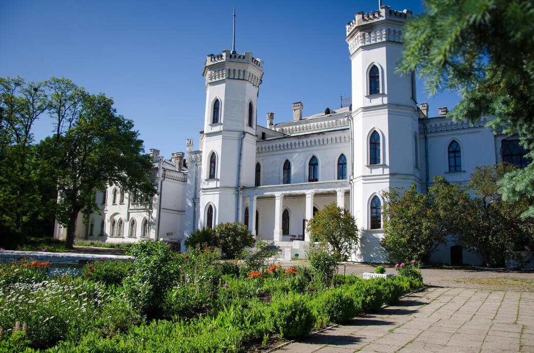 Interesting East, 3d/2n