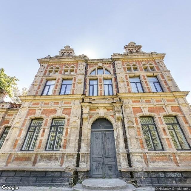 Будівля менонітської школи для дівчаток